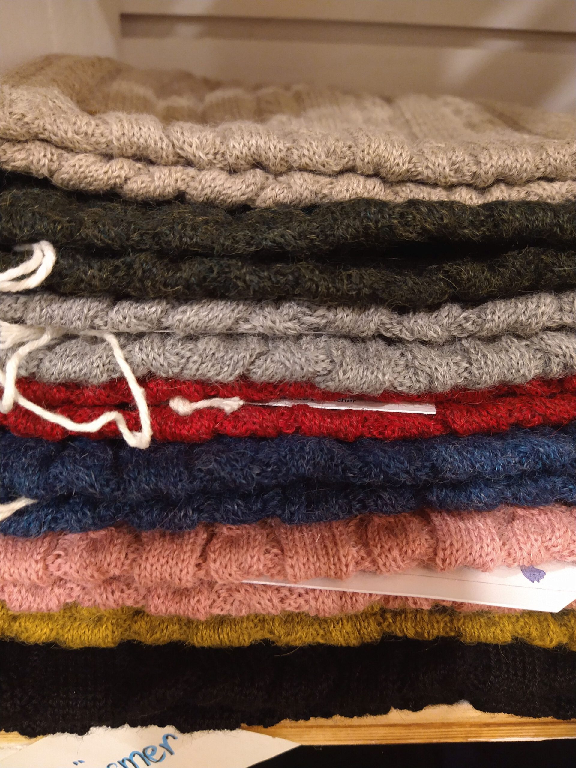 Loopschal aus Alpakawolle Hof Birkenkamp